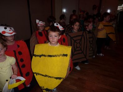 Abeilles et coccinelles.