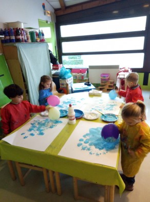 Atelier peinture au ballon 1.jpg