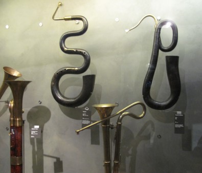 instrumentbizarre.jpg
