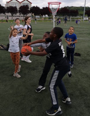 CE2 journée sportive1.jpg