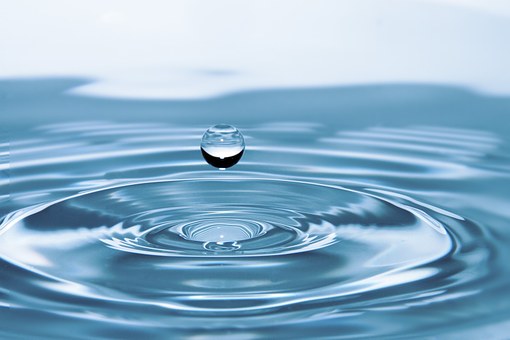 drops-of-water-578897__340.jpg