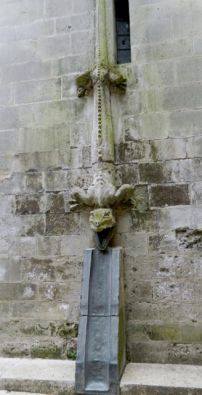 Pierrefonds2__328x640_.jpg