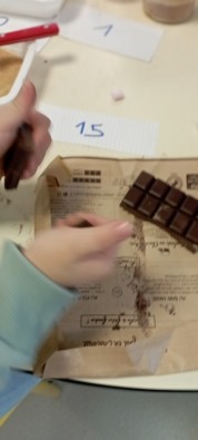 15 carrés de chocolat.jpg