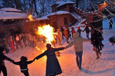 chuchelo-maslenitcu.jpg