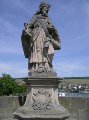 Satue de Charlemagne sur l'Alte Mainbrücke