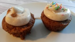 carrot_cake_cupcakes_with_cinnamon_frosting.jpg