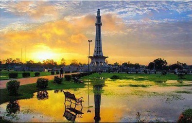 minar_e_Pakistan.jpg